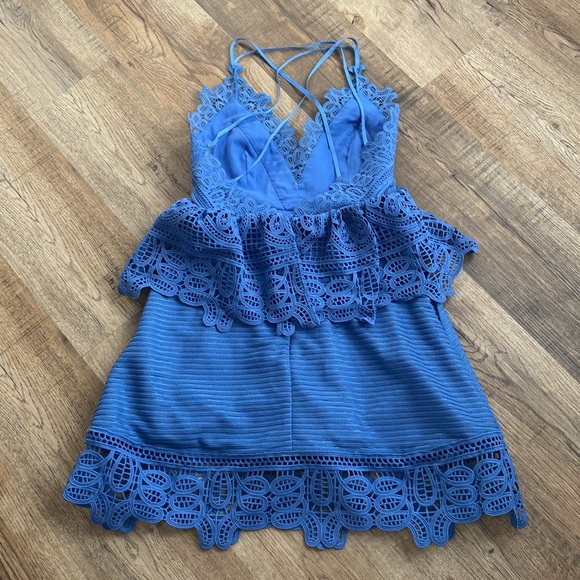 Self Portrait Lace Peplum Dress in Cornflower Blue Size 4 - Picture 5 of 8